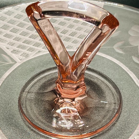 McKee Vintage Pink Center Handle Tidbit Server #151 Diamond Lattice Floral Etch - Picture 3 of 10